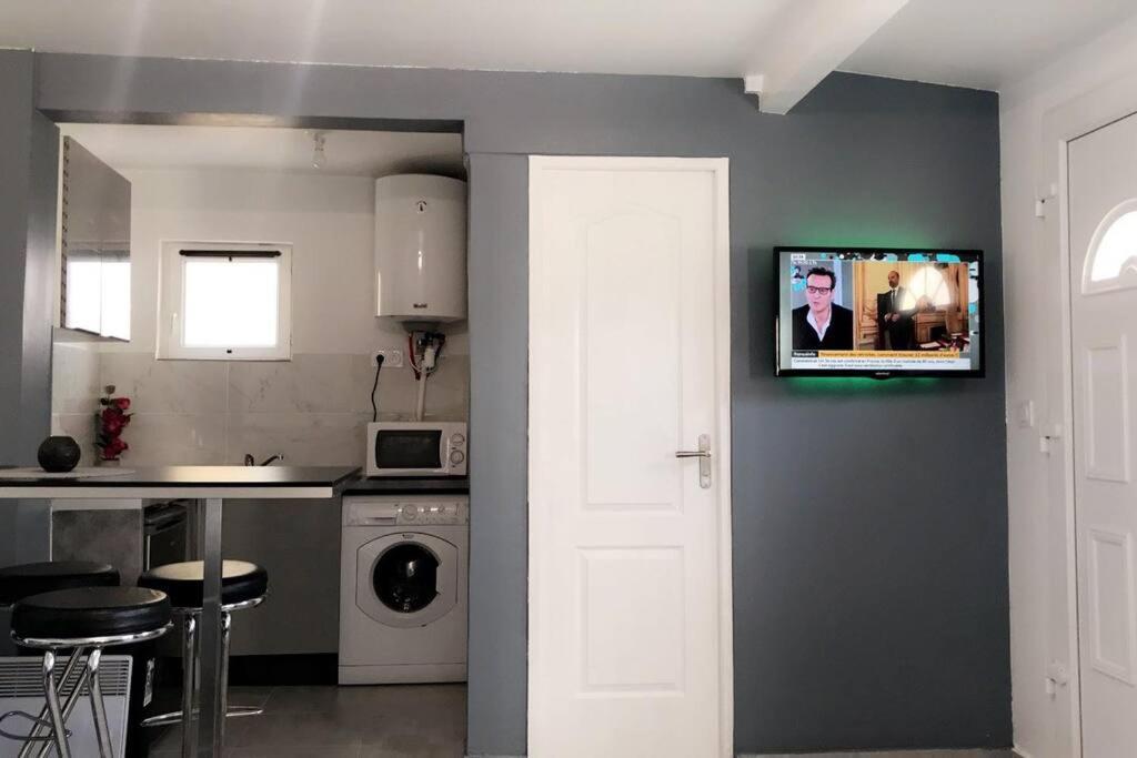 Studios Moderne Et Spacieux Morieres-les-Avignon Esterno foto