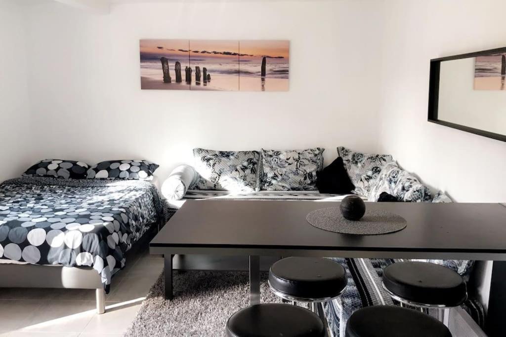 Studios Moderne Et Spacieux Morieres-les-Avignon Esterno foto